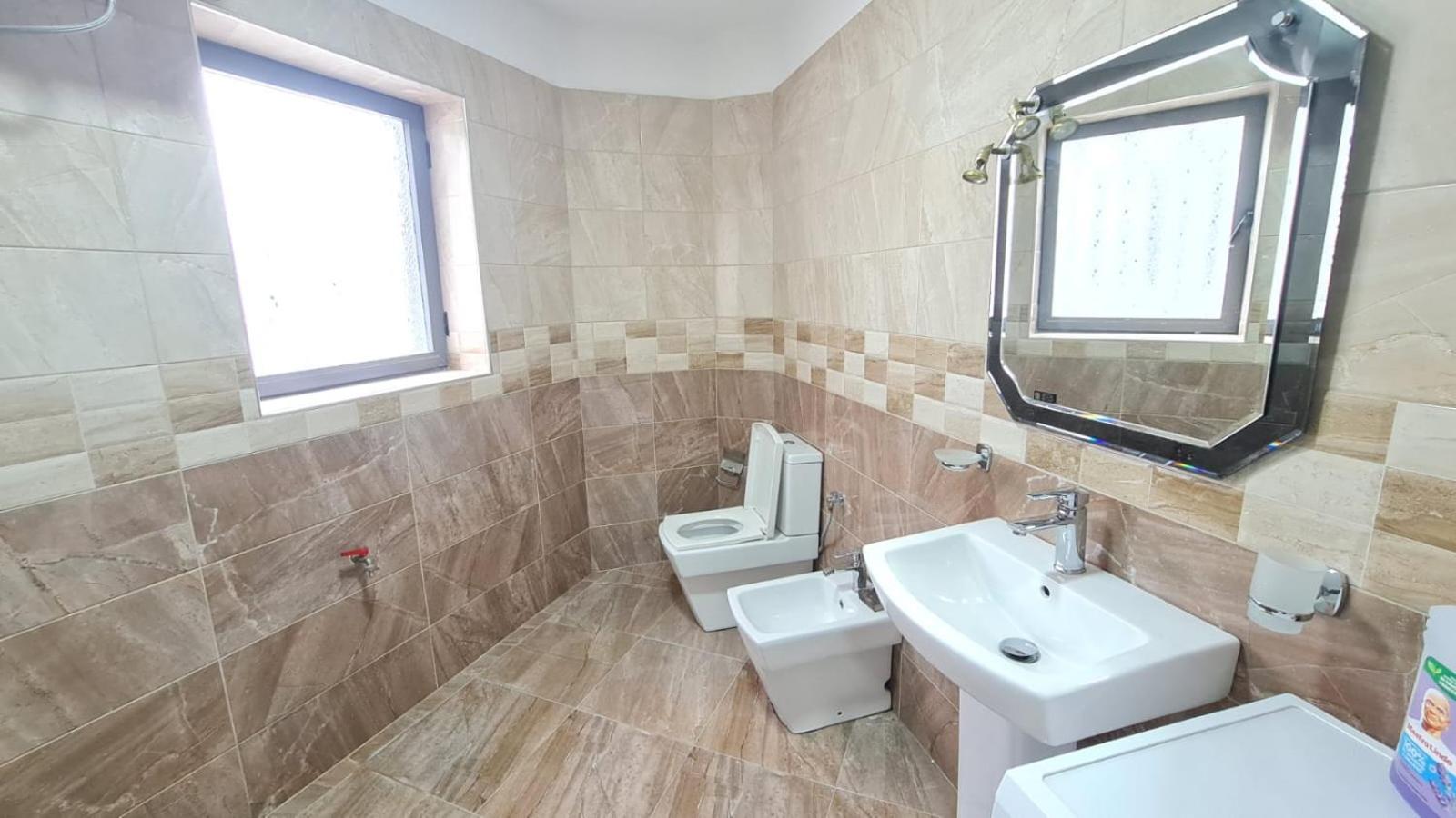 Calmly, Spacious Apartment Next To Usa Embassy Tirana Exteriér fotografie